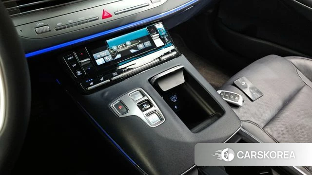 Hyundai The New Grandeur IG Hybrid id 3892934 из Кореи 19