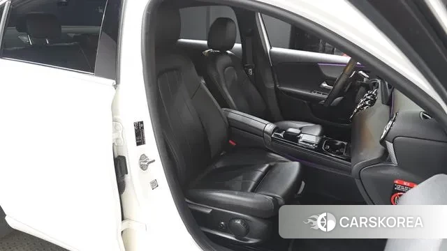Mercedes-Benz A-Class W177 id 3453931 из Кореи 19
