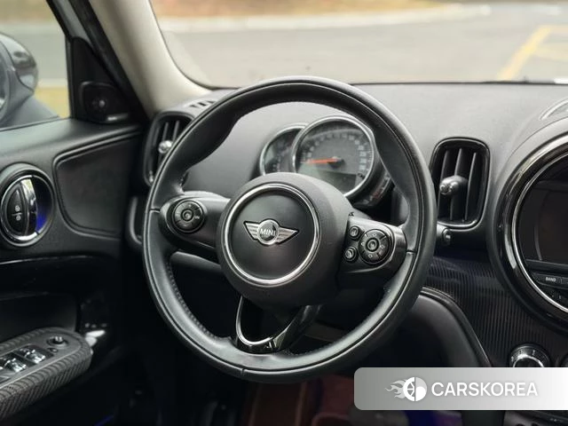 MINI COUNTRYMAN id 4242518 из Китая 11