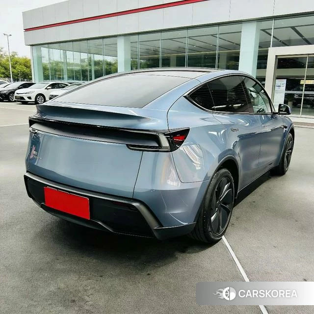 Tesla Model Y id 3945023 из Китая 9