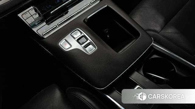 Hyundai The New Grandeur IG Hybrid id 4586536 из Кореи 33