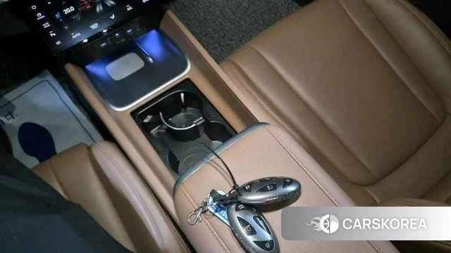 Hyundai Grandeur Hybrid (GN7) id 4890348 из Кореи 16
