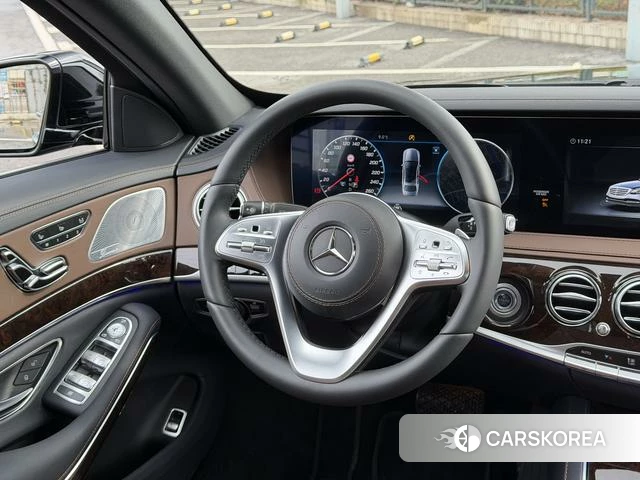 Mercedes-Benz S-class id 4238743 из Китая 29