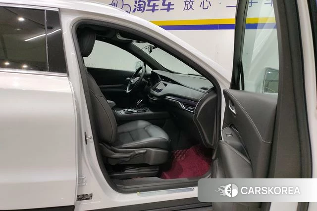 Cadillac XT4 id 3957775 из Китая 16