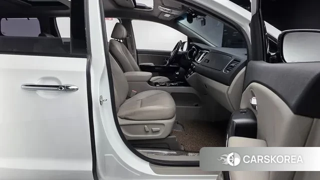 Kia The New Carnival id 3742561 из Кореи 19