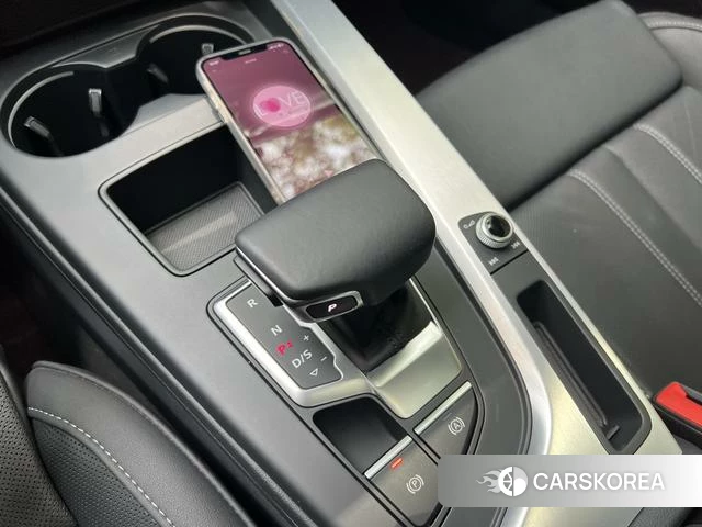Audi A4L id 4367372 из Китая 29