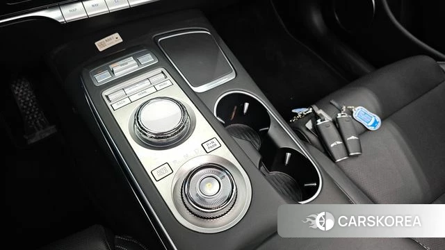 Genesis GV70 id 4880058 из Кореи 32