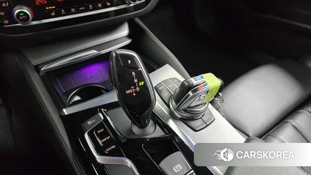 BMW 5 Series (G30) id 3480422 из Кореи 19