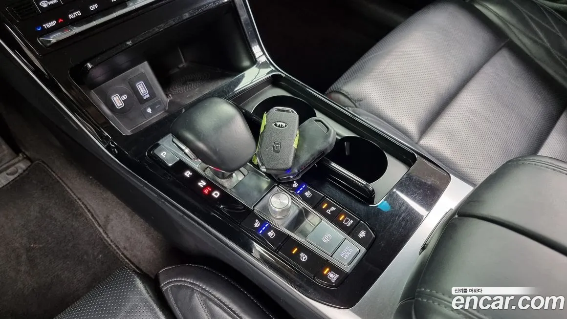 Kia K7 Premier Hybrid id 1654958 из Кореи 19