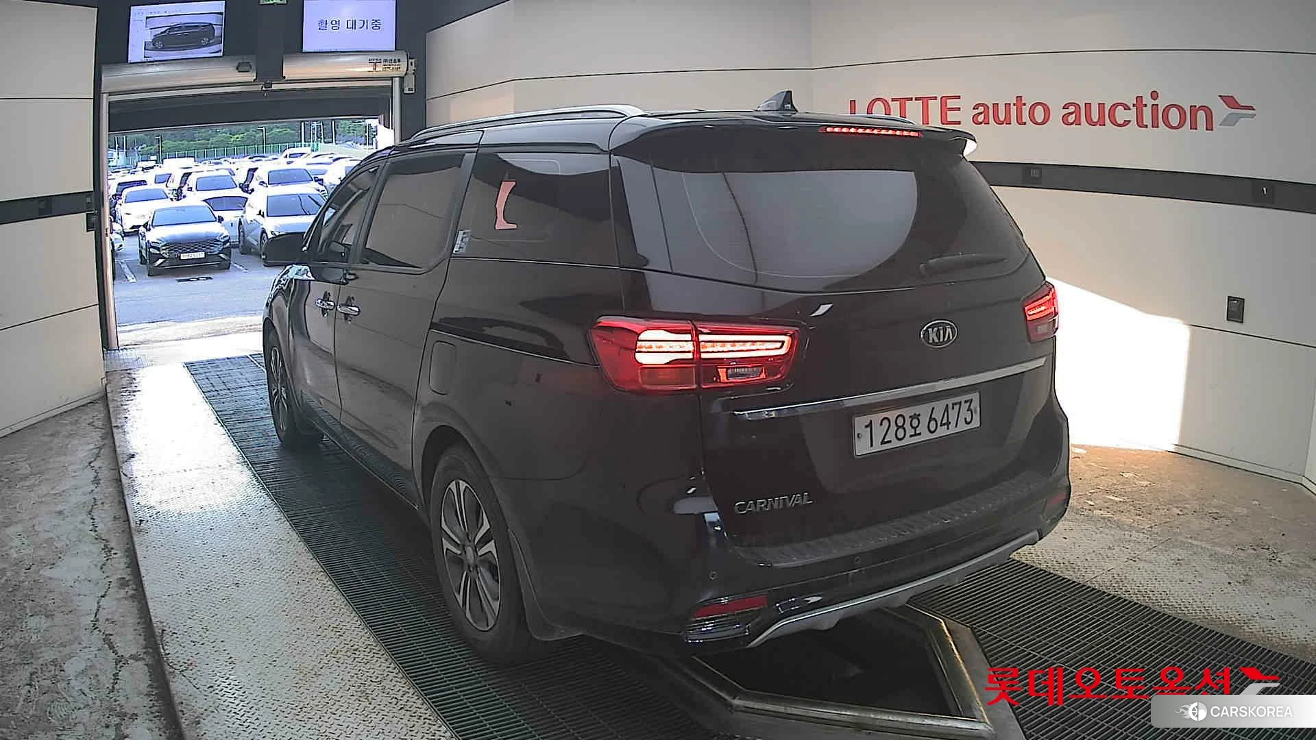 Kia Carnival id 4674183 из Кореи 36