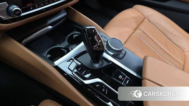 BMW 5 Series (G30) id 3806834 из Кореи 19