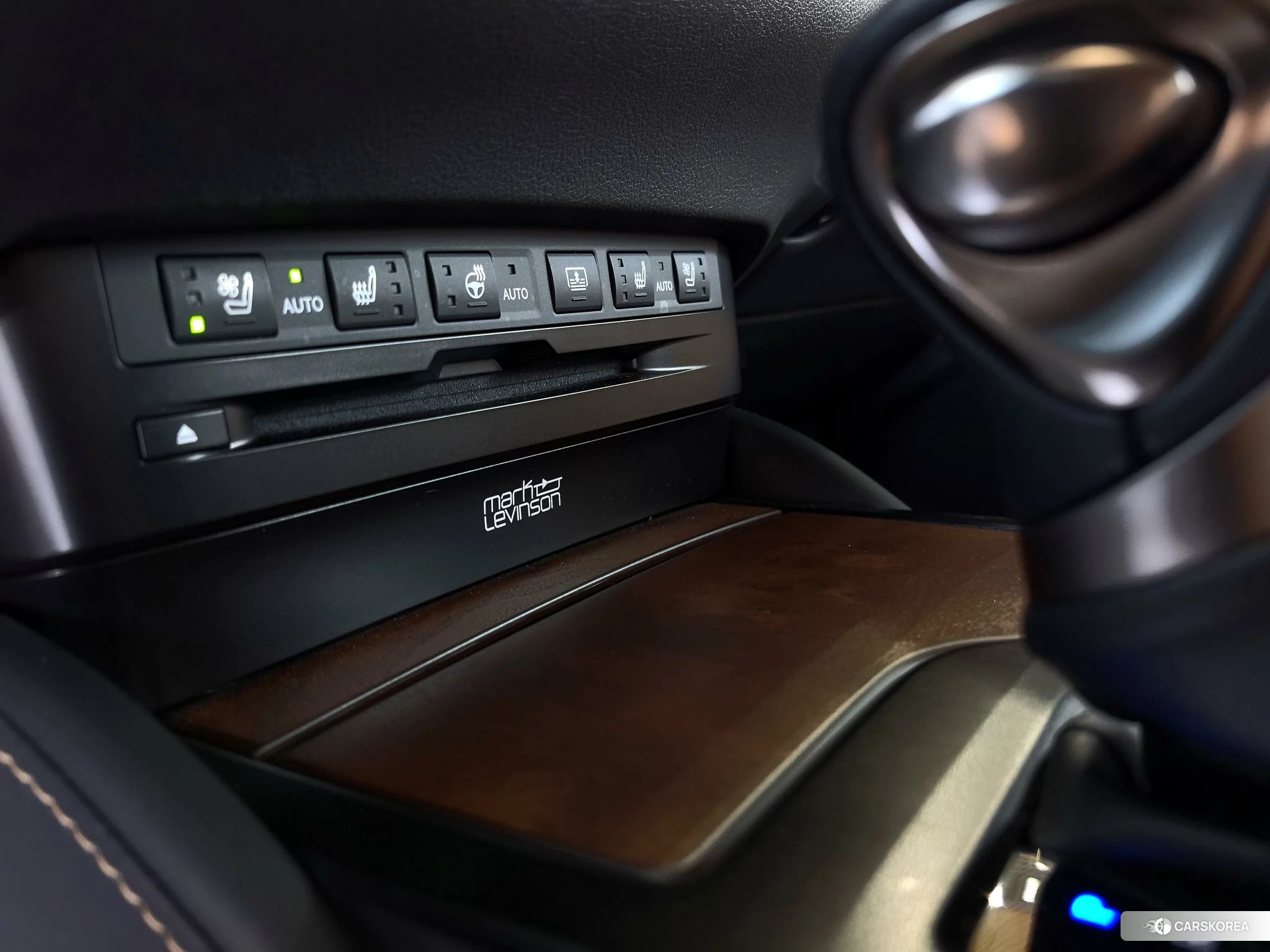 Lexus ES id 4441255 из Китая 14