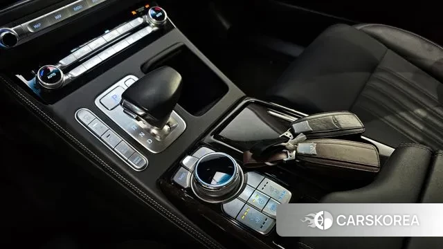 Genesis G90 id 3494505 из Кореи 19