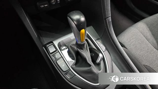 Hyundai Veloster (JS) id 4269415 из Кореи 19