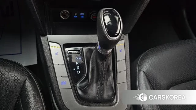 Hyundai Avante AD id 3622601 из Кореи 19