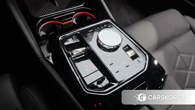 BMW 5 Series (G60) id 3733981 из Кореи 19