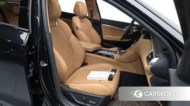 Genesis The New G70 id 3377120 из Кореи 19