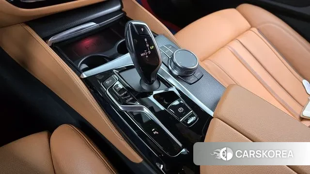 BMW 5 Series (G30) id 3492564 из Кореи 19