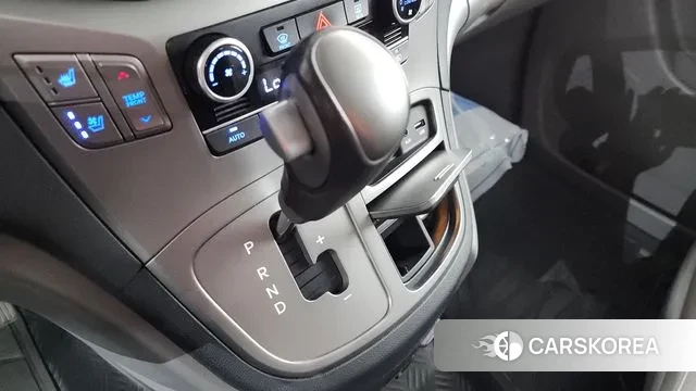 Hyundai The New Grand Starex id 3055716 из Кореи 19