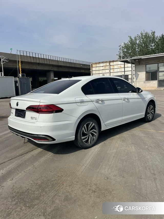 Volkswagen Bora id 4368208 из Китая 9