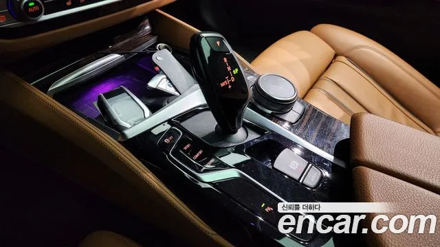 BMW 5 Series (G30) id 2655182 из Кореи 19