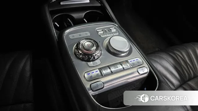 Genesis G90 (RS4) id 3508390 из Кореи 19