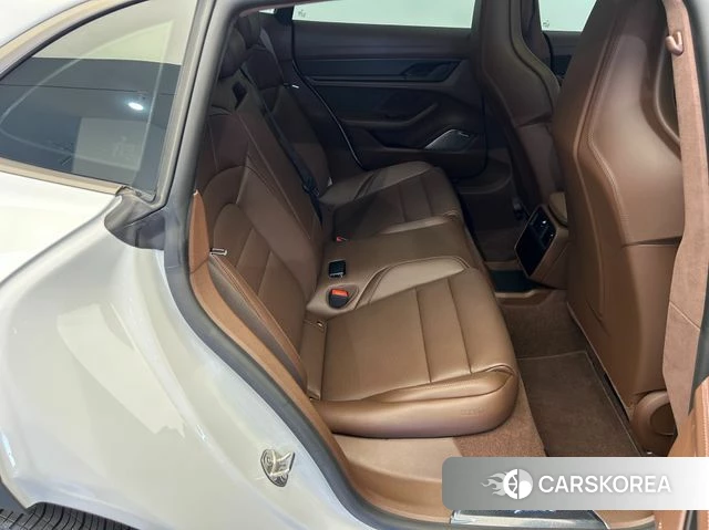 Porsche Taycan id 3791821 из Кореи 19