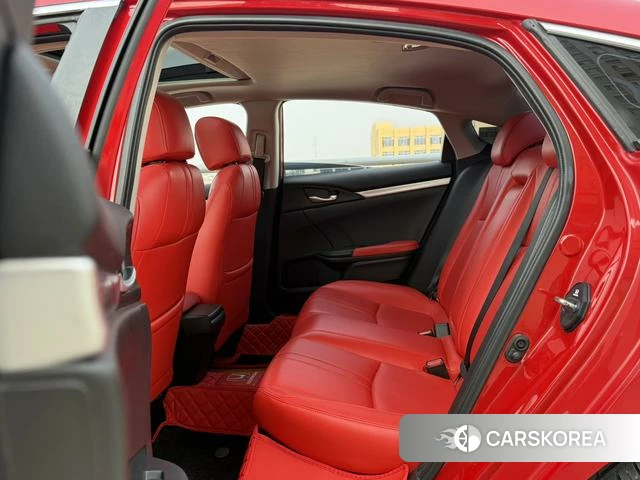 Honda Civic id 4290614 из Китая 9