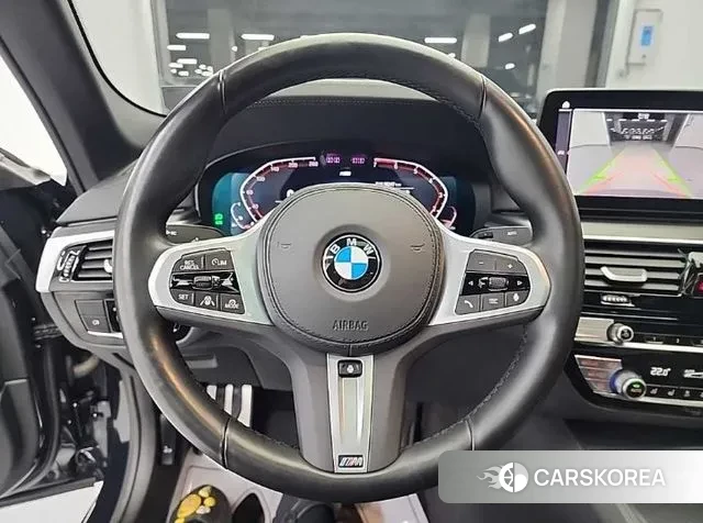 BMW 5 Series (G30) id 3492334 из Кореи 18