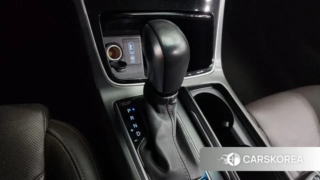 Hyundai Grandeur IG Hybrid id 3060858 из Кореи 19