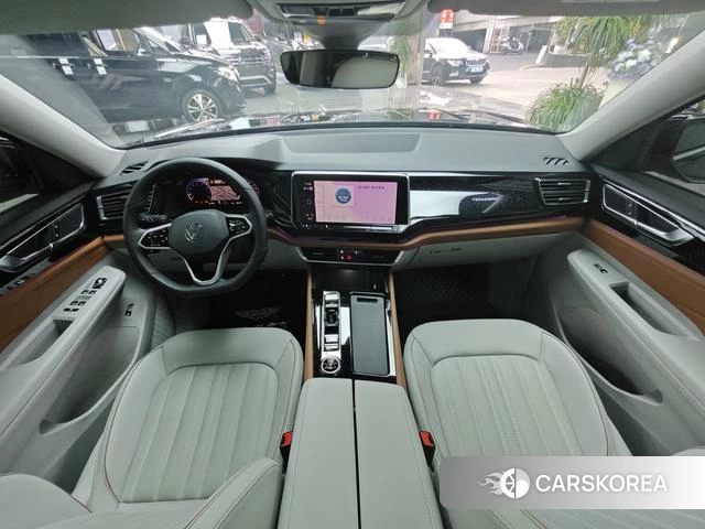 Volkswagen Tourang id 4274090 из Китая 22