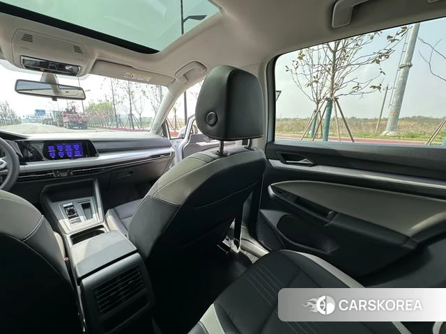 Volkswagen Golf id 3993812 из Китая 29