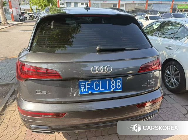 Audi Q5L id 4333901 из Китая 9