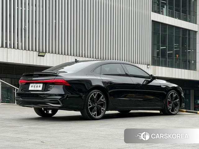 Audi A7L id 4261796 из Китая 10