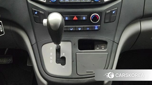 Hyundai The New Grand Starex id 4511759 из Кореи 19