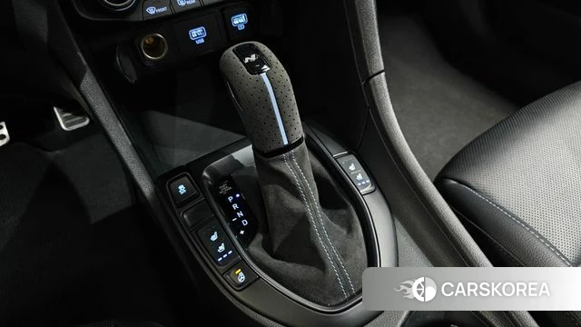 Hyundai Veloster (JS) id 4402175 из Кореи 33