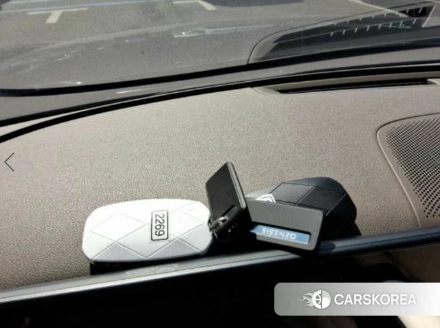 Genesis G90 (RS4) id 3857339 из Кореи 9