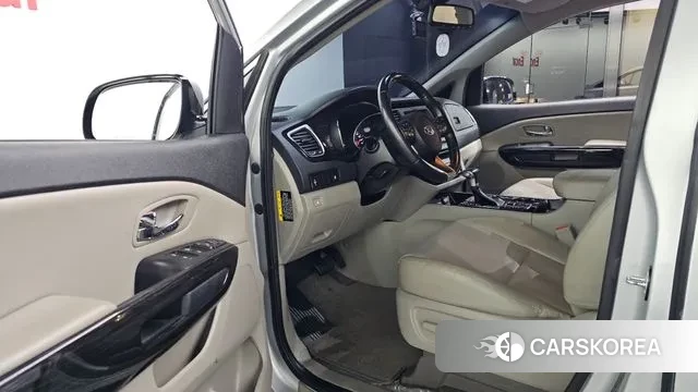 Kia The New Carnival id 3661134 из Кореи 19