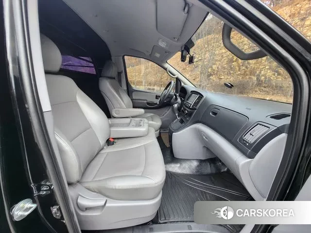 Hyundai The New Grand Starex id 3522960 из Кореи 19