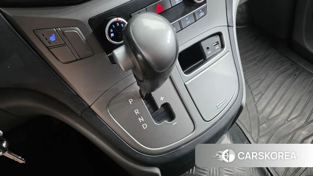 Hyundai The New Grand Starex id 4647916 из Кореи 19