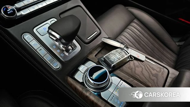 Genesis G90 id 4651422 из Кореи 19
