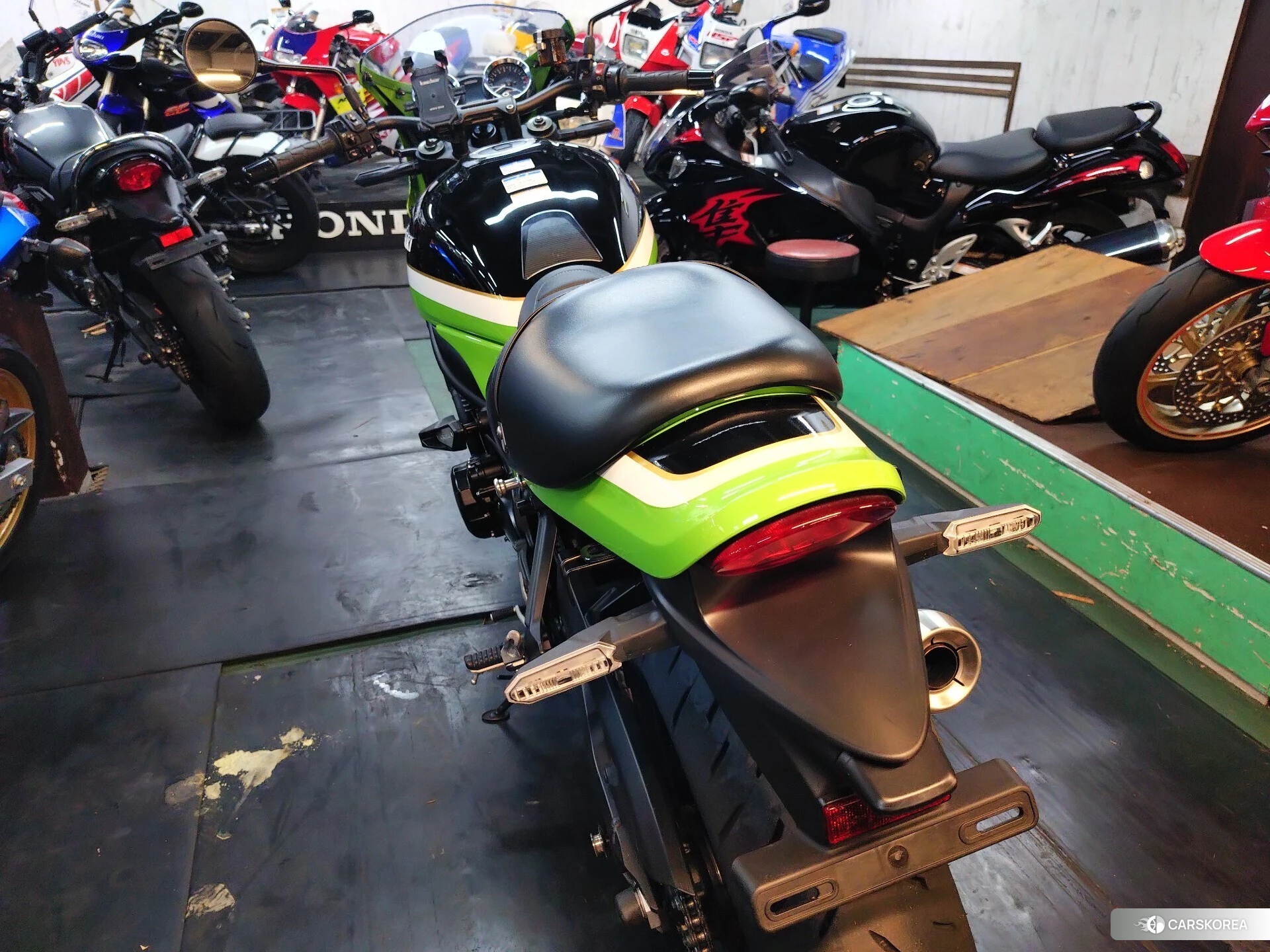 Kawasaki Z900RS CAFE id 4374317 из Японии 9