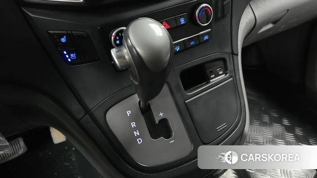 Hyundai The New Grand Starex id 4396876 из Кореи 29