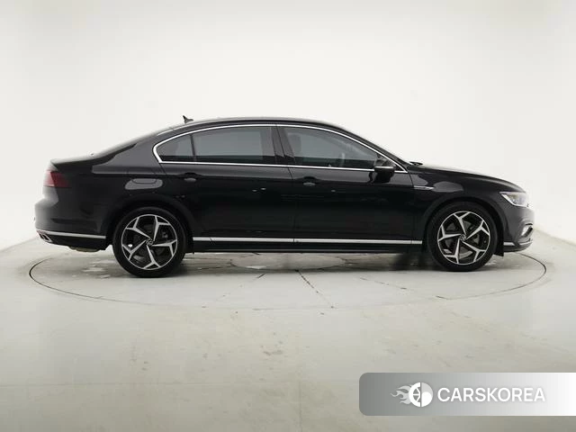 Volkswagen Magotan id 4258706 из Китая 27