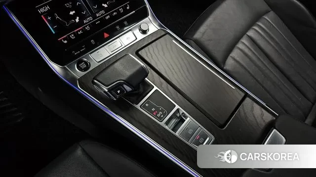 Audi A6 (C8) id 3606999 из Кореи 19