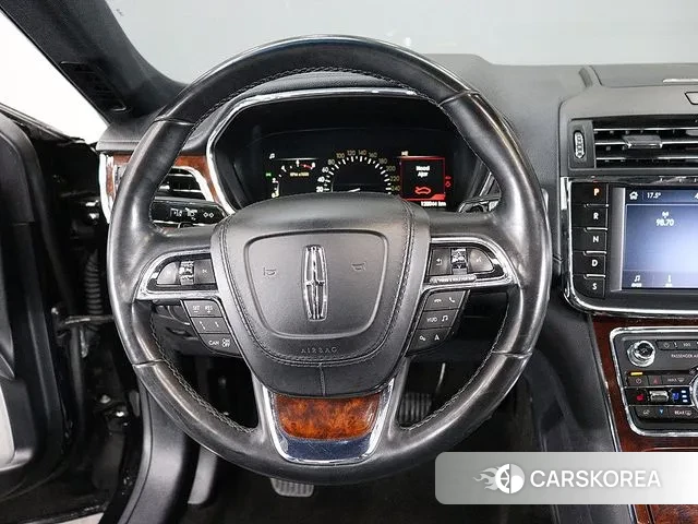 Lincoln Continental 10th Generation id 3090075 из Кореи 19