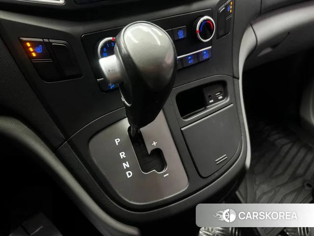 Hyundai The New Grand Starex id 4873447 из Кореи 17