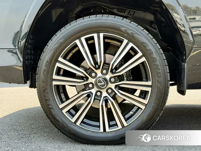 Lexus LX id 4321067 из Китая 23