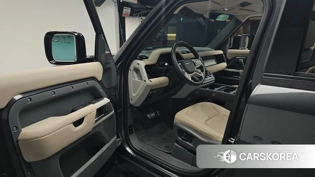 Land Rover Defender (L663) id 4585254 из Кореи 33