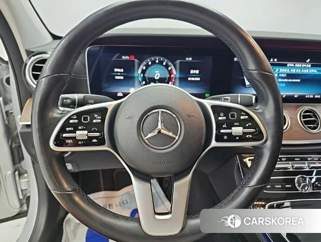 Mercedes-Benz E-Class W213 id 4680938 из Кореи 17